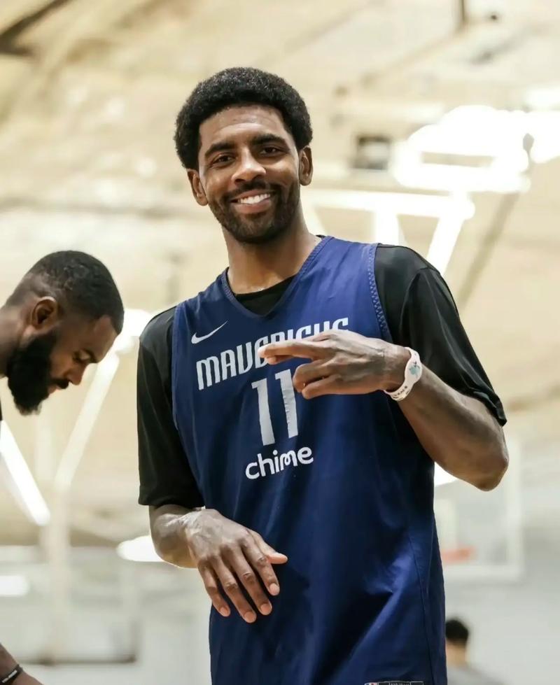 维罗纳vs亚特兰大：焦瓦内、贝拉-科沙首发，卢克曼、德凯特拉雷出战（维罗纳对阵亚特兰大：焦瓦内、贝拉-科沙先发，卢克曼、德凯特拉雷登场）