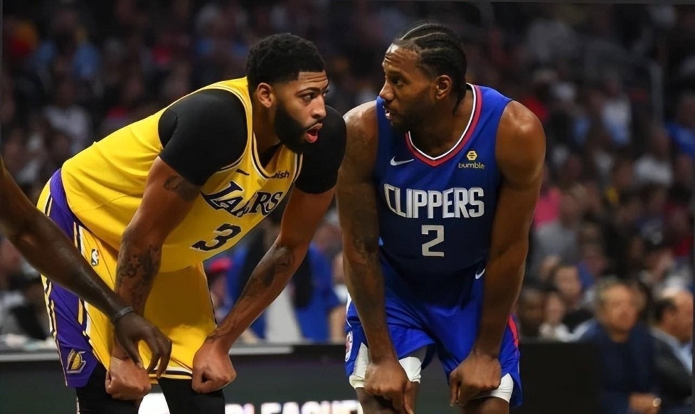 霍福德参加全部训练，坐骨神经痛问题已痊愈（霍福德全面恢复训练，坐骨神经痛已完全康复）