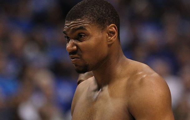 西蒙斯：在巴黎时，内马尔一直照顾我；英超就是世界第一联赛（西蒙斯称在巴黎受内马尔照顾，直言英超是世界第一联赛）