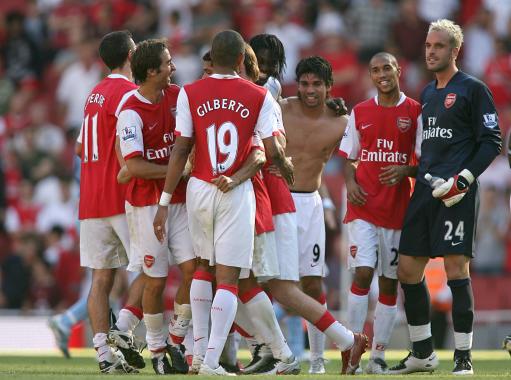 球迷协会公开反对赛制改动，呼声高涨（球迷协会发声抵制赛制调整，反对声浪高涨）