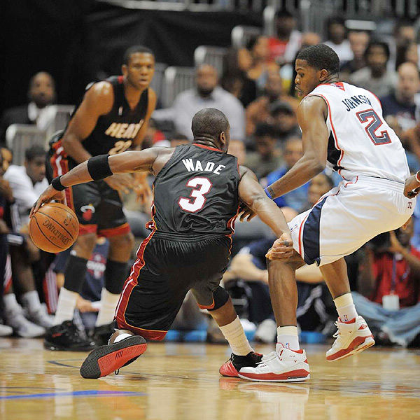 萨巴蒂尼谈孔蒂爆发：球队表现糟糕且脱节，但球员需要被关爱（萨巴蒂尼评孔蒂怒火：球队低迷又脱节，但球员更需关怀）