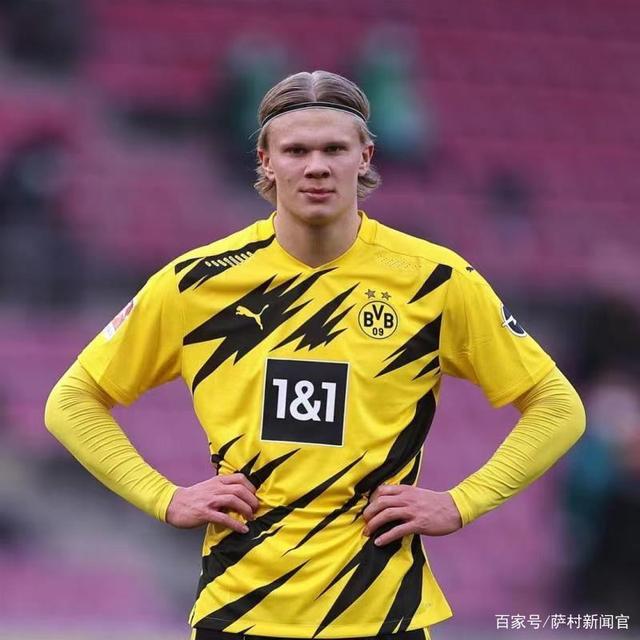 阿莫林：多古才20岁，但已经越来越像是曼联的一员（阿莫林：20岁的多古已愈发像曼联球员）