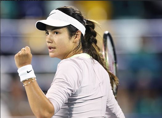 足坛一些球员会不会是有其他副业……？（一些足坛球员是否身兼副业？）