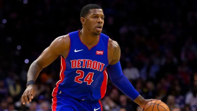 1-4！五大联赛首支降级队浮现：炒掉主帅白搭！9连败+15轮0胜垫底（1-4惨败！五大联赛首支降级预定队现身：换帅无用，9连败+15轮不胜仍垫底）